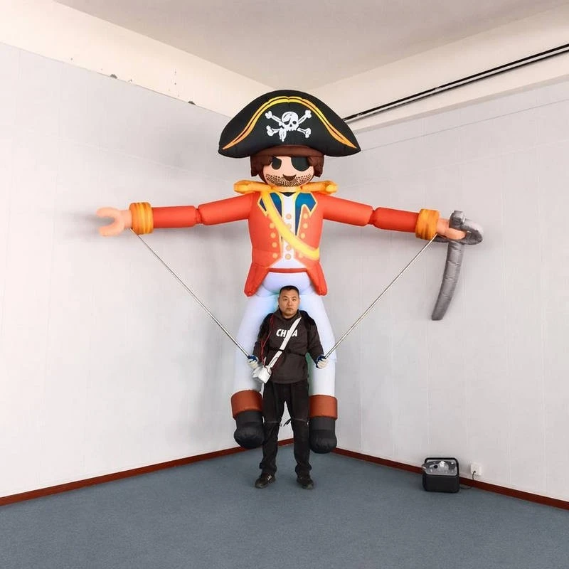 Inflatable Pirate Man Carrying Parade Puppet (4)